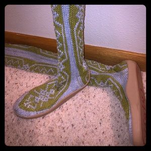 Barely worn Gypsyz sweater boots
